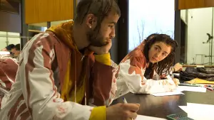 Задник к фильму "Сырое" #243054