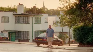 Задник к фильму "Тайны и ложь" #207324