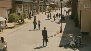 Задник к фильму "Жизнь Чака" #530769