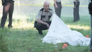 Задник к фильму "Первое убийство" #345103