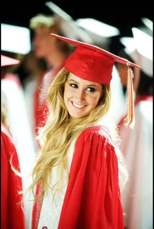 Постер к фильму "Классный мюзикл 3: Выпускной" #721492