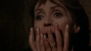 Задник к фильму "Дом, который кричит" #481714