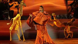 Задник к фильму "The Lion King at the Hollywood Bowl" #703563