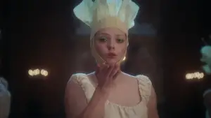 Задник к фильму "Гадкая сестра" #519137