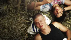 Задник к фильму "Просто друзья" #691977