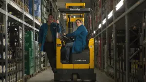 Видео к фильму Между рядами | Official Trailer