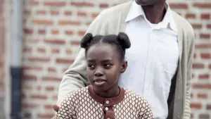 Задник к фильму "Добро пожаловать в Марли-Гомон" #260295