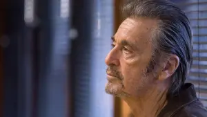 Задник к фильму "Манглхорн" #462356