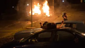 Задник к фильму "Охранник" #726541