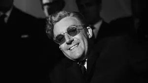 Задник к фильму "Доктор Стрейнджлав, или Как я научился не волноваться и полюбил атомную бомбу" #659048