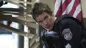 Задник к фильму "Нападение на 13-й участок" #300685