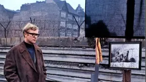 Задник к фильму "Похороны в Берлине" #364767