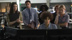 Задник к фильму "Тревожный вызов" #337152