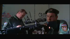 Задник к фильму "Спаситель" #462162