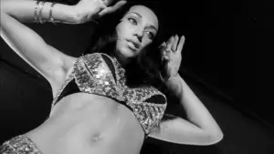 Задник к фильму "Быстрая Кошечка! Убей, Убей!" #467250