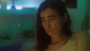 Задник к фильму "The Serpent