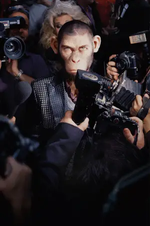 Постер к фильму "Быть лучше: История Робби Уильямса" #575516