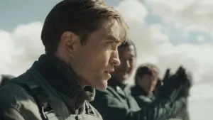 Задник к фильму "Микки 17" #556298