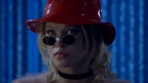 Задник к фильму "Нарушая запреты" #317066