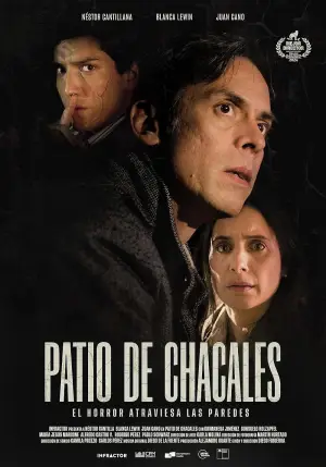 Постер к фильму "Patio de Chacales"