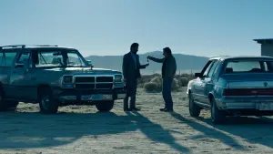 Задник к фильму "Святым тут не место" #335954