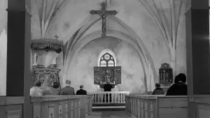 Задник к фильму "Причастие" #184578