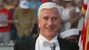 Задник к фильму "Голый пистолет: Из полицейских архивов" #637874