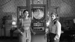 Видео к фильму Лола | Mark Kermode reviews LOLA (2022) | BFI Player