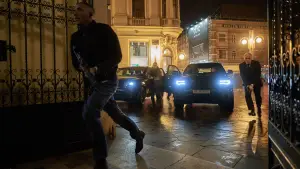 Задник к фильму "Досье «Чёрная канарейка»" #623152