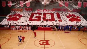 Задник к фильму "Классный мюзикл 3: Выпускной" #721440