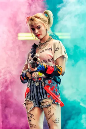 Постер к фильму "Хищные птицы: Потрясающая история Харли Квинн" #251166