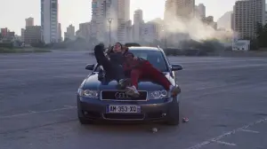 Задник к фильму "Мир принадлежит тебе" #264336