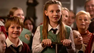 Задник к фильму "Все ждут Рождество 2: Люси и магический кристалл" #334860