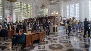 Видео к фильму Euphoria | Julian Rosefeldt's "Euphoria" |  Trailer