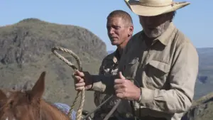 Задник к фильму "Три могилы" #244448