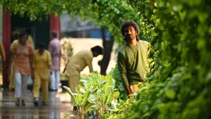 Задник к фильму "லவ் இன்சூரன்ஸ் கம்பெனி" #829239