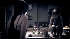 Задник к фильму "Мама" #294467