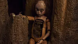 Задник к фильму "Синистер. Семейное проклятие" #628842