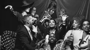 Задник к фильму "Париж в огне" #386909