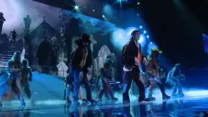 Задник к фильму "Майкл Джексон: Вот и всё" #375724