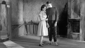 Задник к фильму "Сквозь темное стекло" #187205