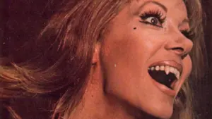 Задник к фильму "Дом, где стекает кровь" #393869