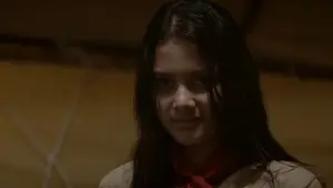 Задник к фильму "Kemah Terlarang: Kesurupan Massal" #935669