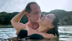 Задник к фильму "С любовью и яростью" #414340