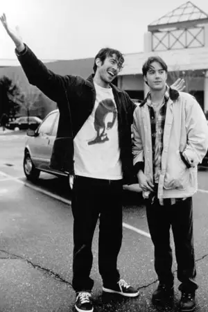 Постер к фильму "Тусовщики из супермаркета" #730789