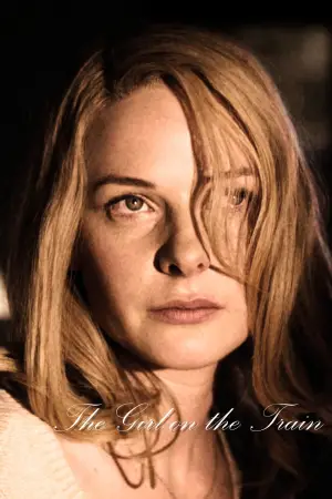 Постер к фильму "Девушка в поезде" #665747