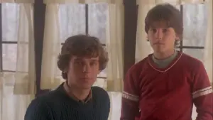 Задник к фильму "Перворожденный" #690168