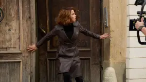 Задник к фильму "Досье «Чёрная канарейка»" #623079