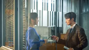 Задник к фильму "Решение уйти" #219016