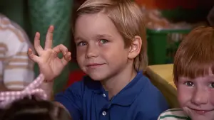 Задник к фильму "Детсадовский полицейский" #305057